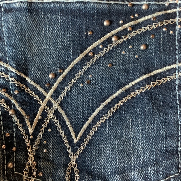 Wrangler Womens Q-Baby Mid Rise Boot Cut Ultimate Riding Jean - Picture 4 of 8